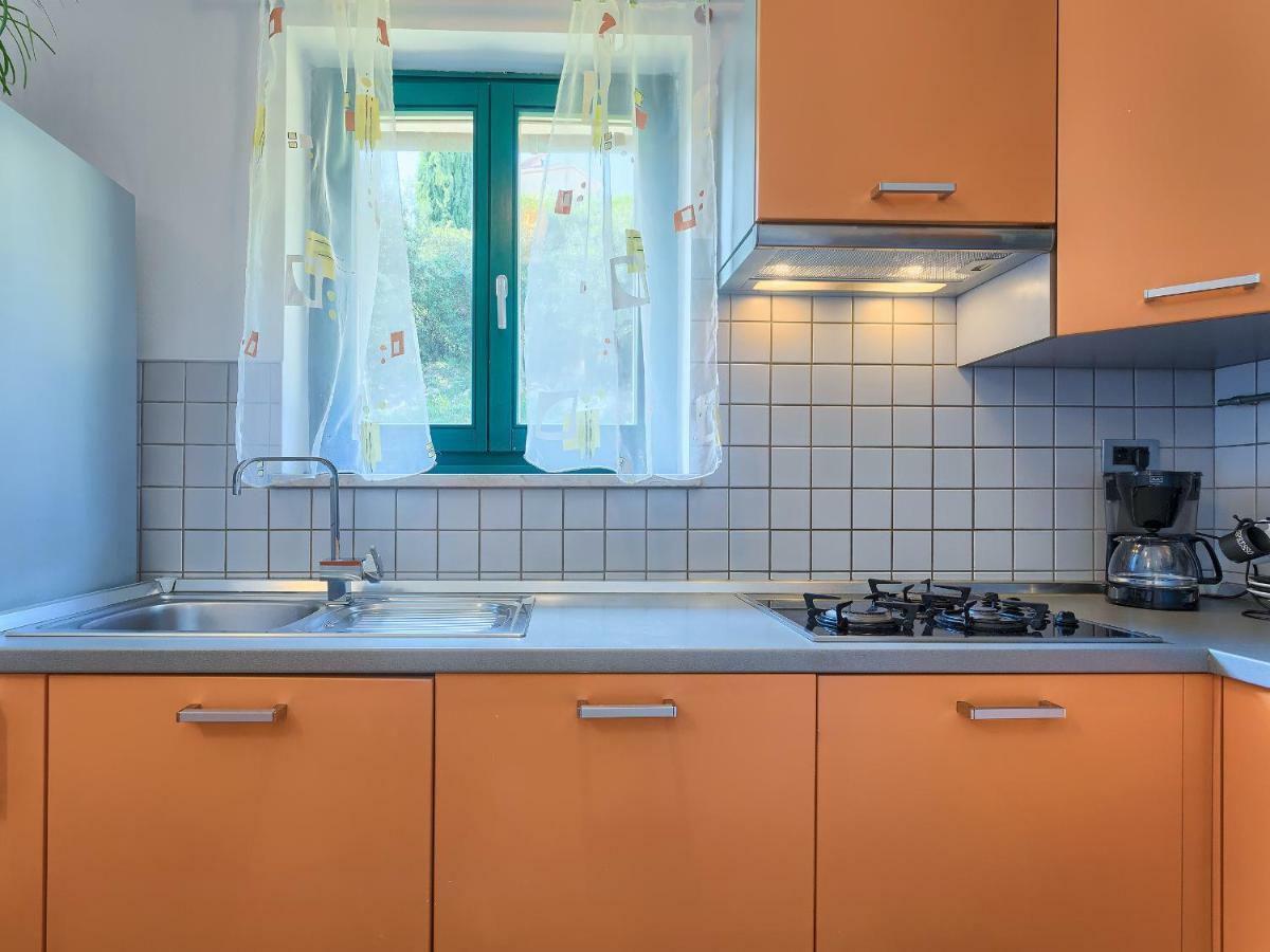 Garden Apartment Pjescana Uvala Exterior photo